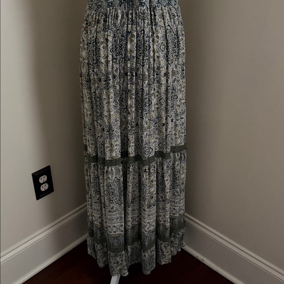 New Angie Green and White Patterned Maxi Dress - Picture 7 of 16